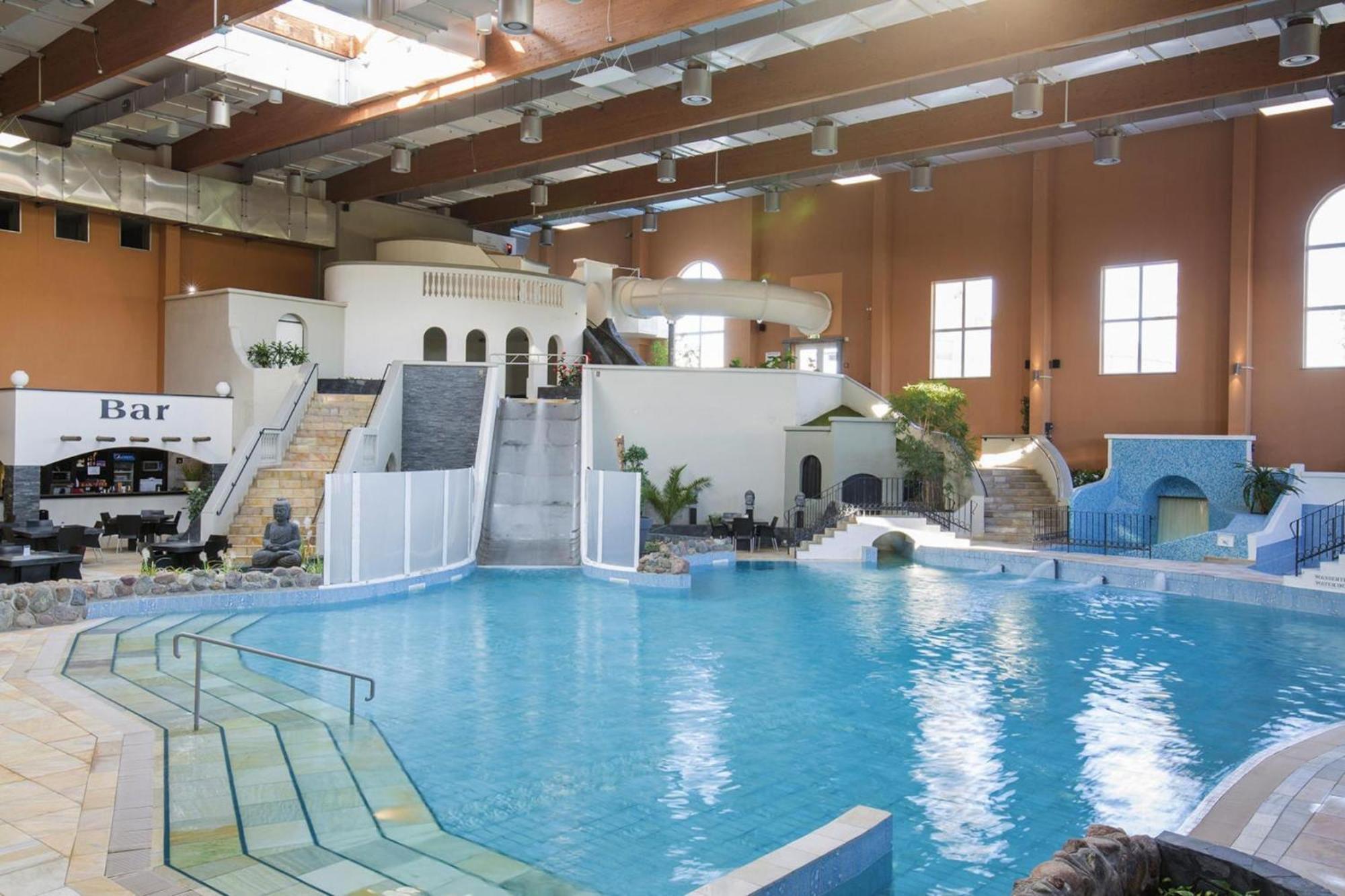 Holiday Resort Van Der Valk, Linstow 林斯托 外观 照片
