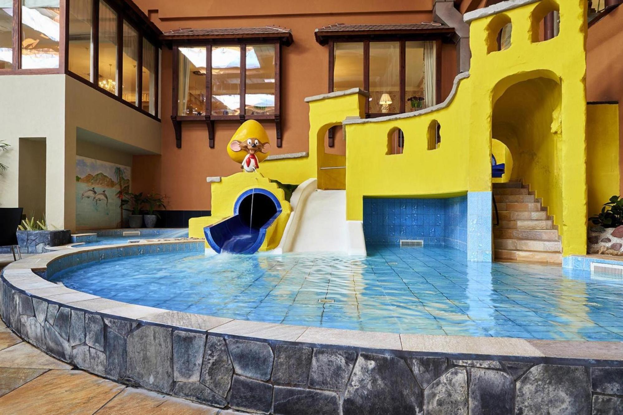 Holiday Resort Van Der Valk, Linstow 林斯托 外观 照片
